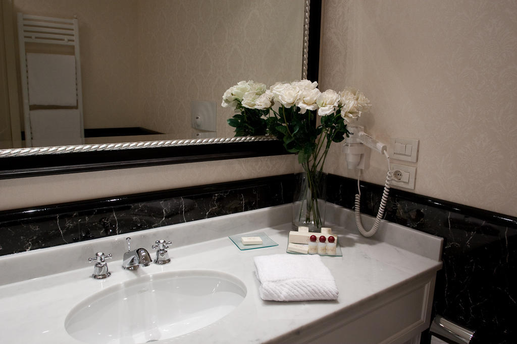 Hotel Maxim Anzola dell'Emilia Luaran gambar