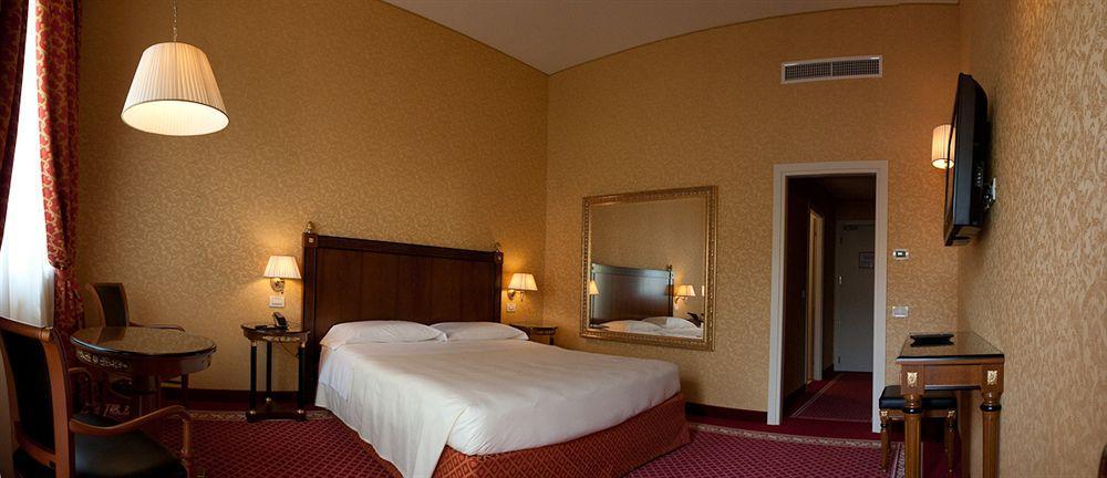 Hotel Maxim Anzola dell'Emilia Luaran gambar